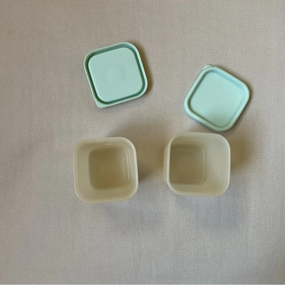 Tupperware Set of 2 Mini Square Frosted Snack Keeper 80 ml w/Lids